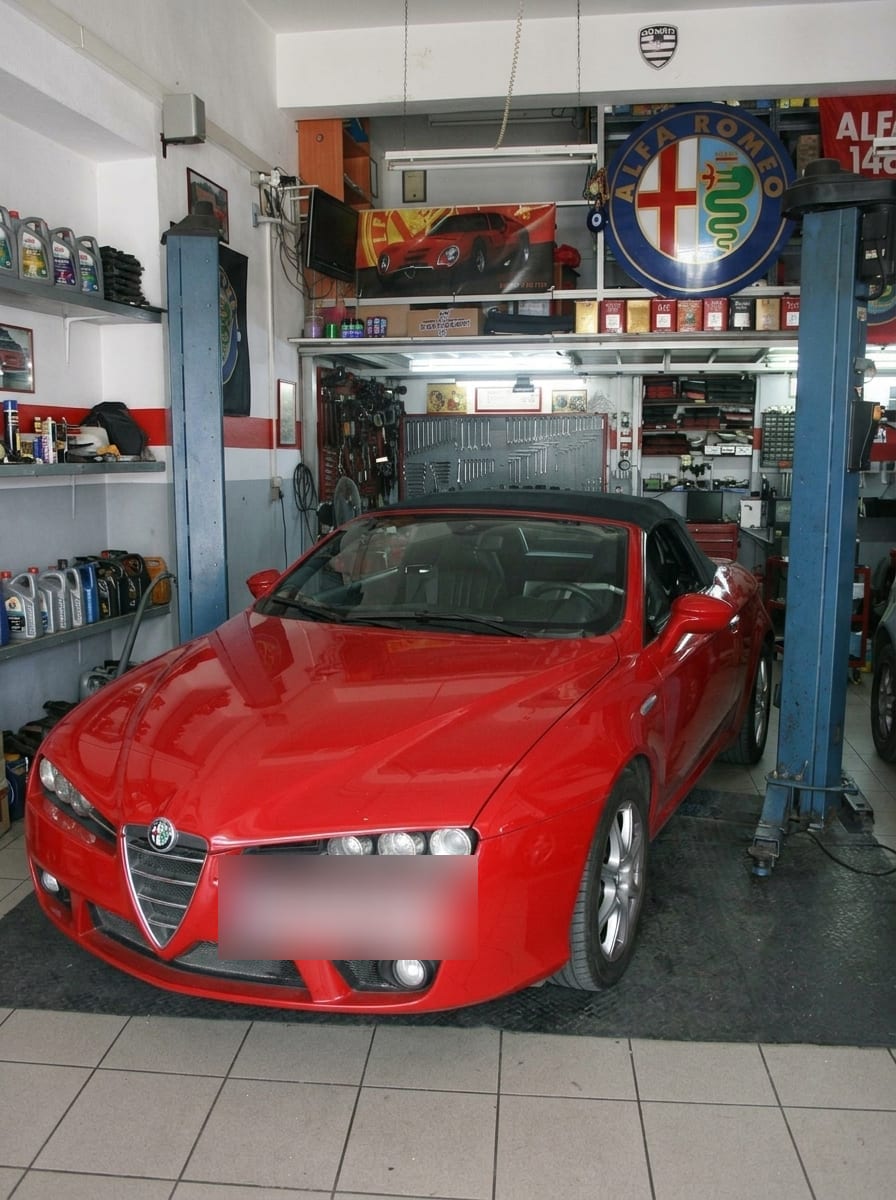 Alfa Romeo Spider στο συνεργείο Μαργαρώνης